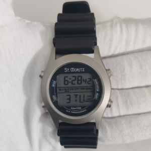 ST.MORITZ Designed In Vancouver Canada Assembled In Japan Wristwatch