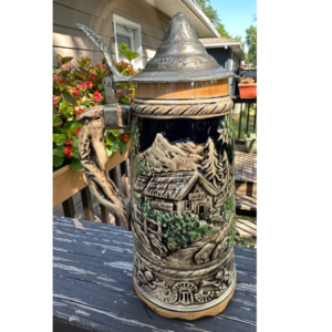 Vintage ArtMark German Style Musical Lidded Beer Stein Music Box Made In Japan