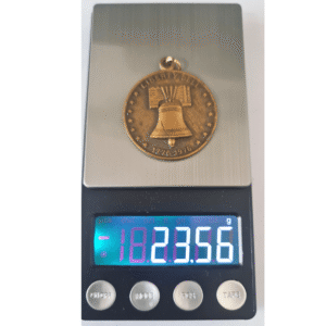 Vintage LIBERTY BELL 1776 -1976 Bicentennial medal medallion coin token