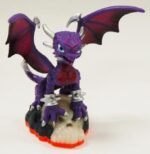 Series-2-Cynder-figure-from-the-Skylanders-Giants-game.